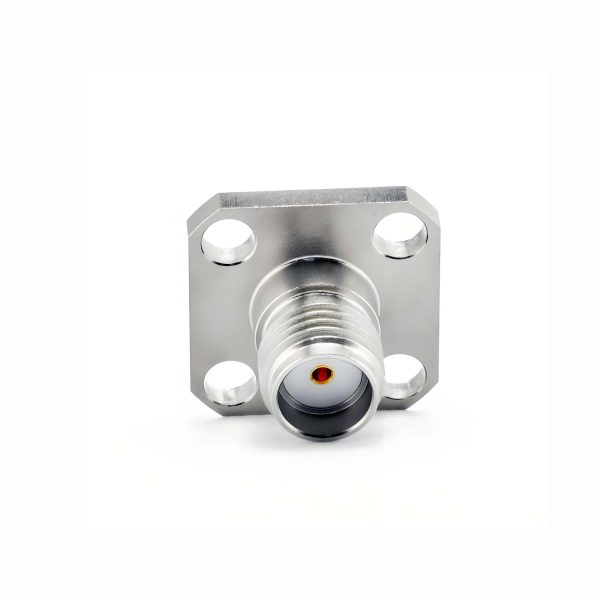 SMA Female 4 Hole Flange connector with Metal Through the Wall, DC to 27GHz - 图片 3