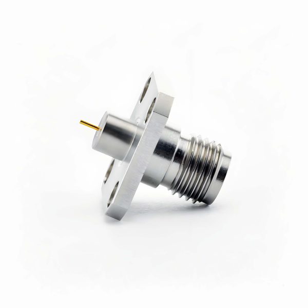 SMA Female 4 Hole Flange connector with Metal Through the Wall, DC to 27GHz - 图片 2